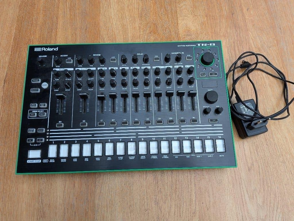 Roland TR-8 met 7x7 expansie!, Ophalen, Zo goed als nieuw, Roland