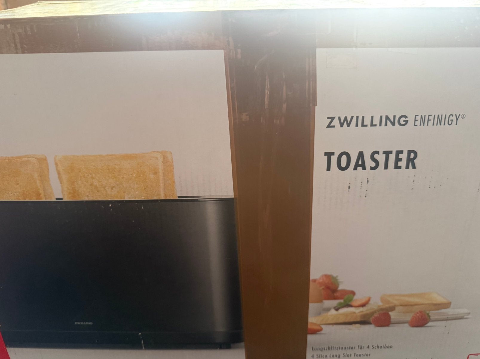 Te koop: ZWILLING ENFINIGY Broodrooster – €60, Enlèvement, Comme neuf, Ramasse-miettes amovible