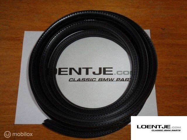 nieuw Kofferbak rubber BMW E30 ('83-'92) sedan cabrio coupe, Nieuw, Ophalen of Verzenden, BMW, BMW