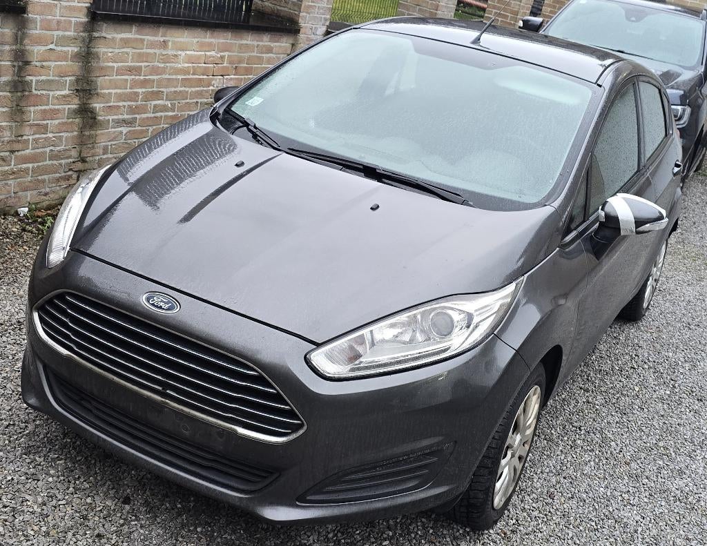 FORD FIESTA 1.0 ESSENCE 2016 AIRCO /// DÉMARRE PAS ///, Autos, Achat, Euro 6, Entreprise, Boîte manuelle