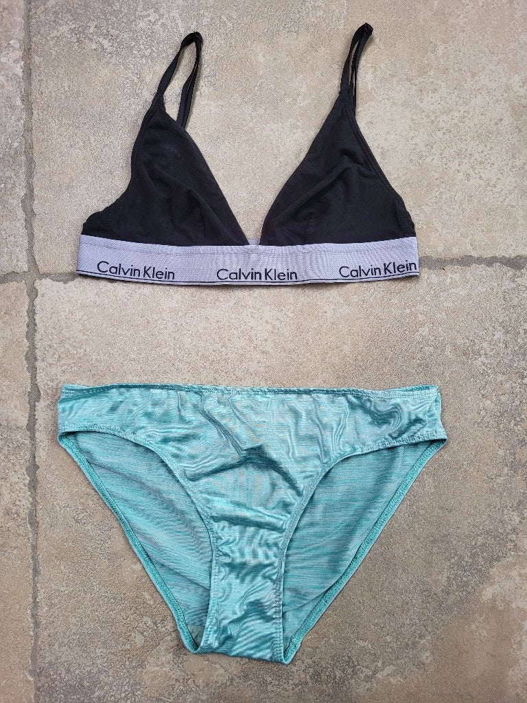 Merk Calvin Klein: bh mt Smal (zie foto's), Kleding | Dames, Ondergoed en Lingerie, Ophalen of Verzenden, Zwart, BH