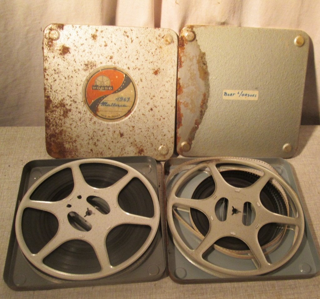 2 Oude 16mm Filmrollen van Mallorca en Bort-les-Orgues, Audio, Tv en Foto, Filmrollen, Ophalen of Verzenden, 16mm film