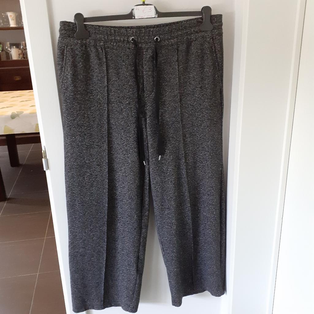 STREET ONE Grijze broek Maat: 44 Prijs: € 3, Ophalen of Verzenden, Grijs, Gedragen, Maat 42/44 (L)