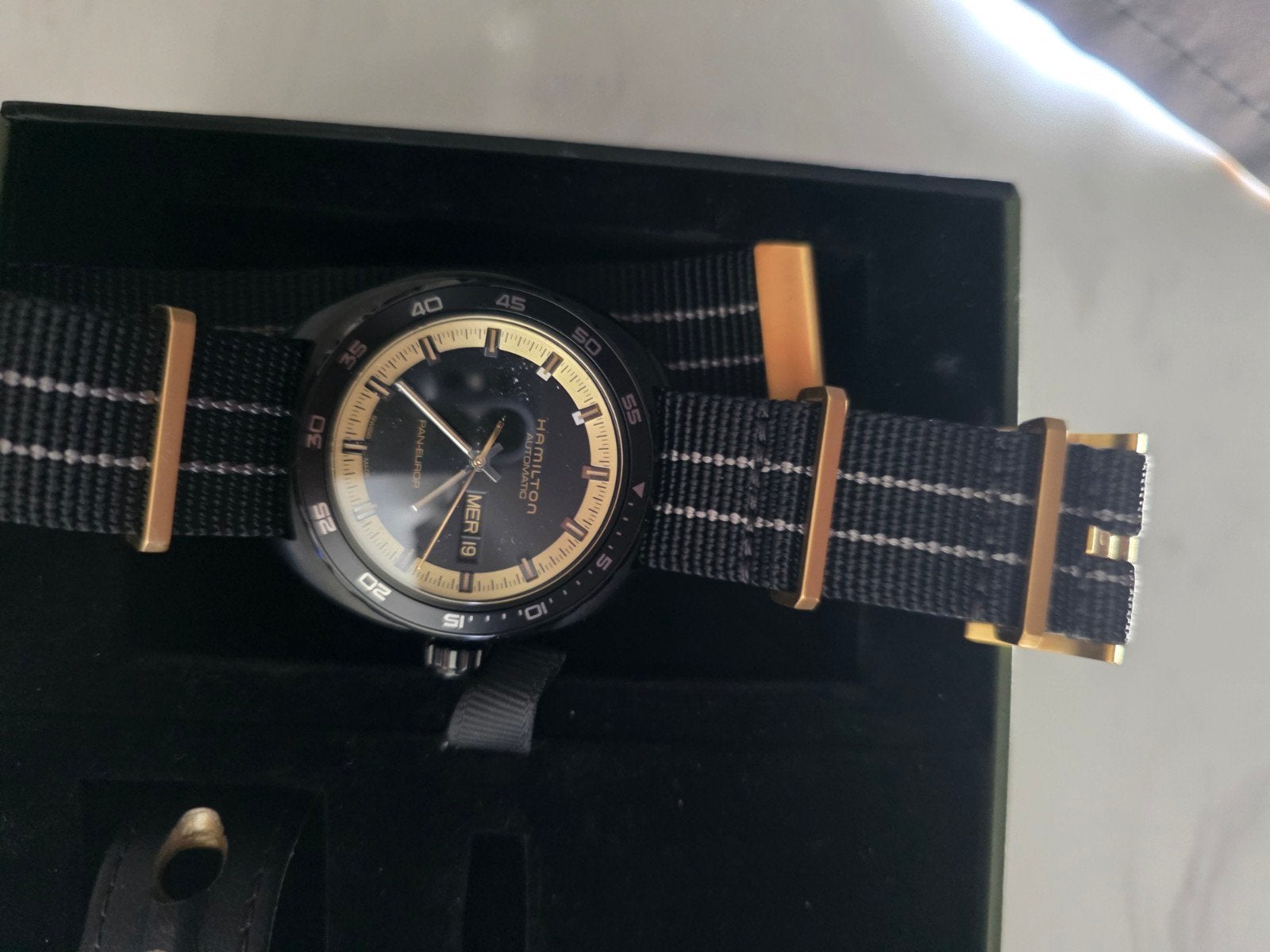 montre hamilton pan europ automatique, Enlèvement