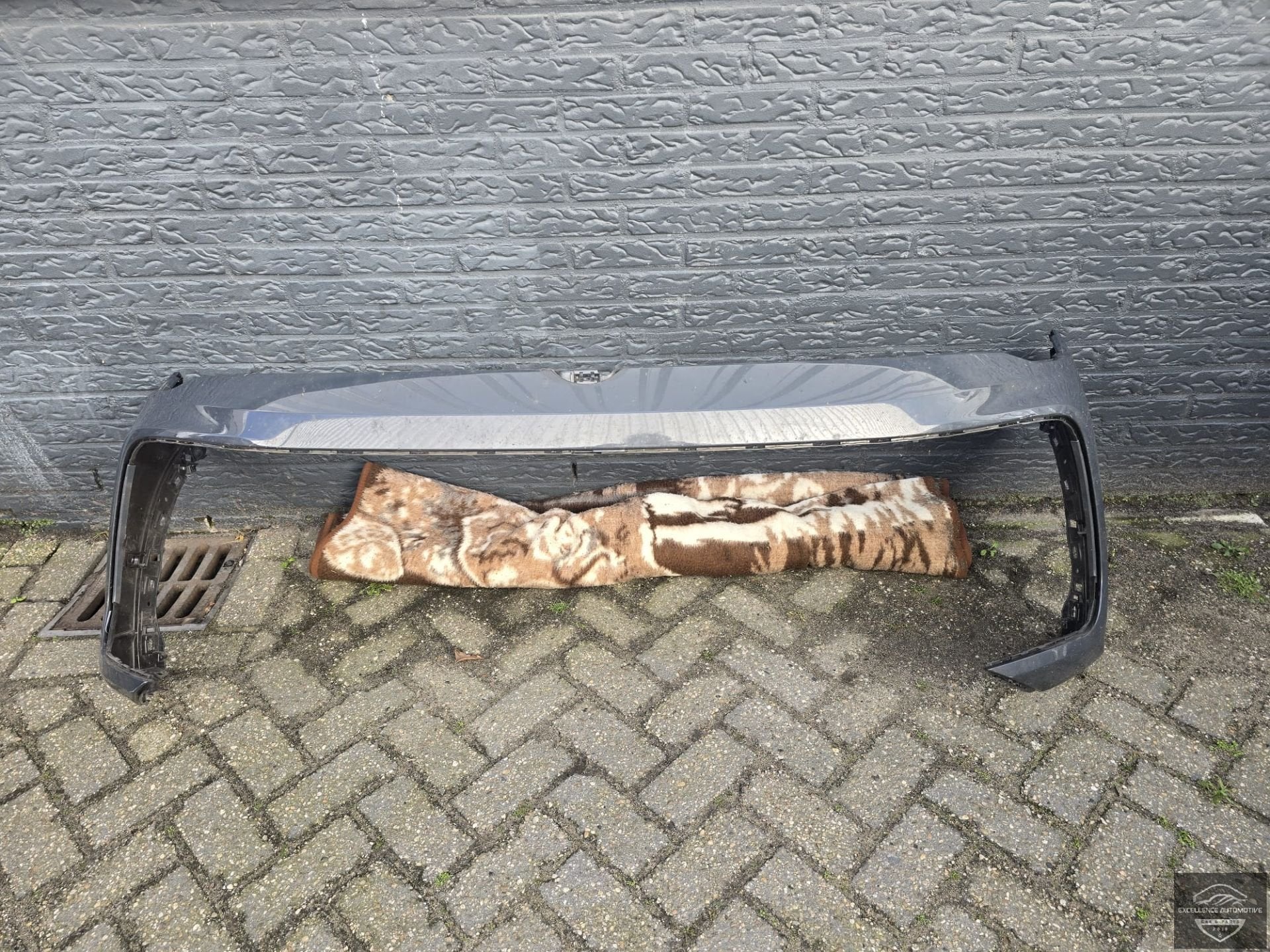 Pare-chocs avant VW Tiguan 571 R-Line 2024+ 6xPDC Original !, Pare-chocs, Volkswagen, Volkswagen AG, Vw@volkswagen.de