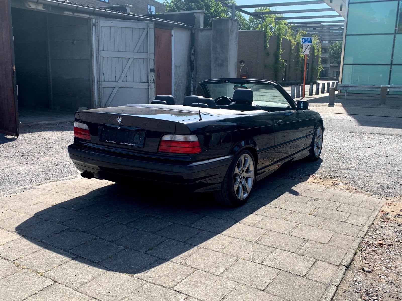 bmw e36 325i 1995, Auto's, BMW, 1995 cc, Zwart, Cabriolet, Zwart