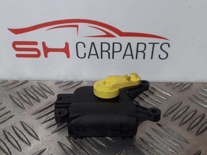 Kachelklep Motor van een Volkswagen Golf Plus, Gebruikt, -, Volkswagen, -