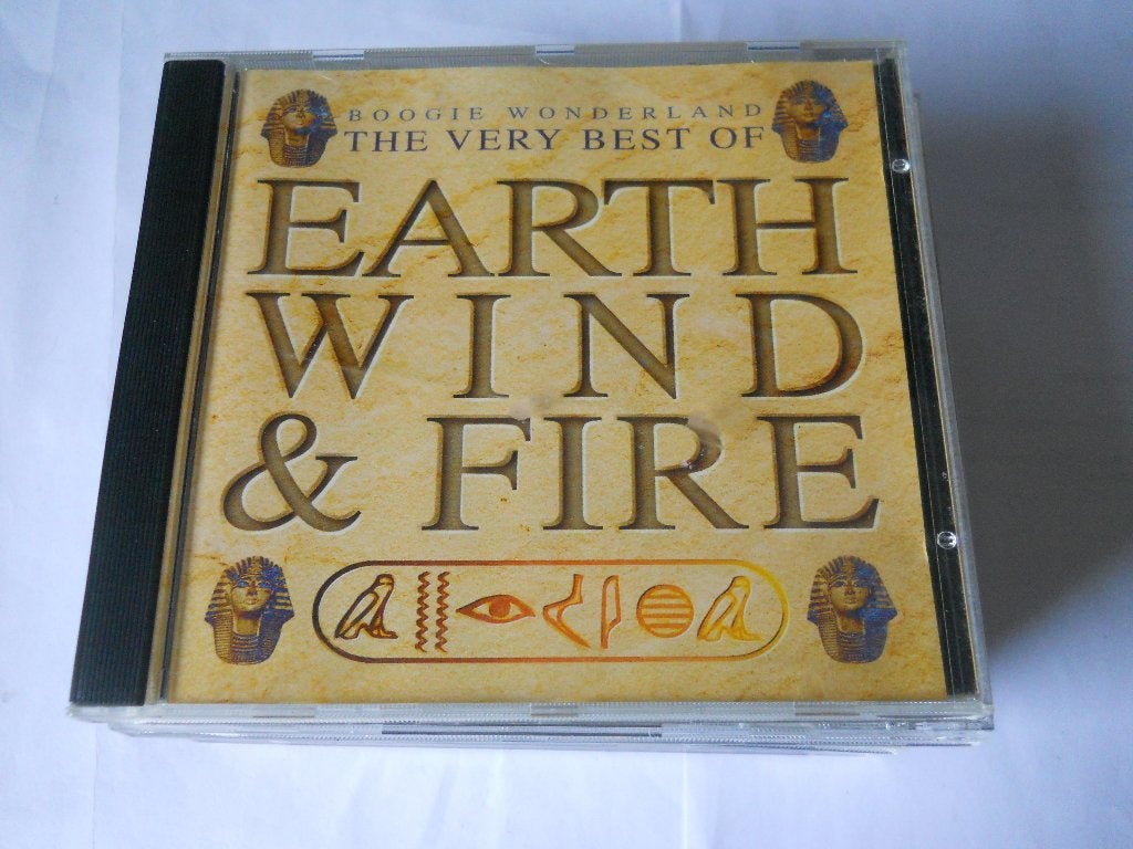 CD - EARTH WIND FIRE - THE VERY BEST, Cd's en Dvd's, Dance, Ophalen of Verzenden, Zo goed als nieuw, Verzamelalbum