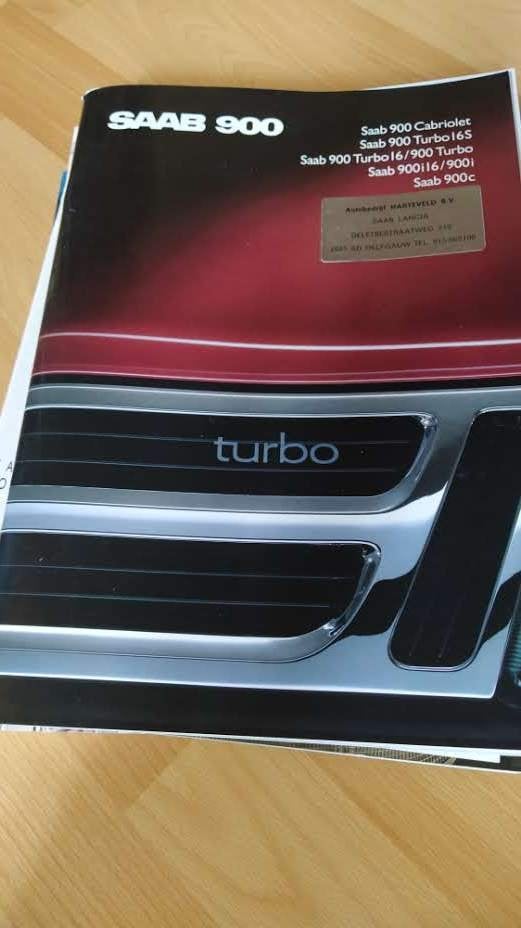 SAAB 900/9000 BROCHURES 1983/1990, Ophalen of Verzenden, Gelezen, Overige merken