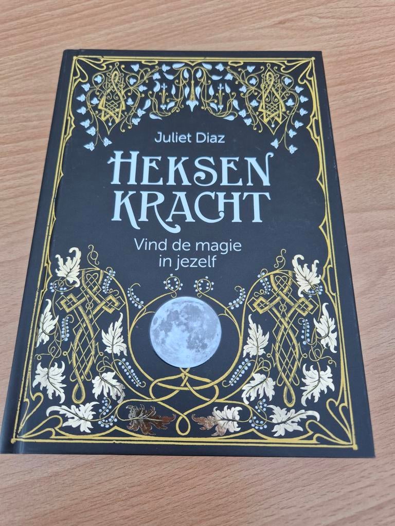 Juliet Diaz - Heksenkracht, Ophalen, Juliet Diaz