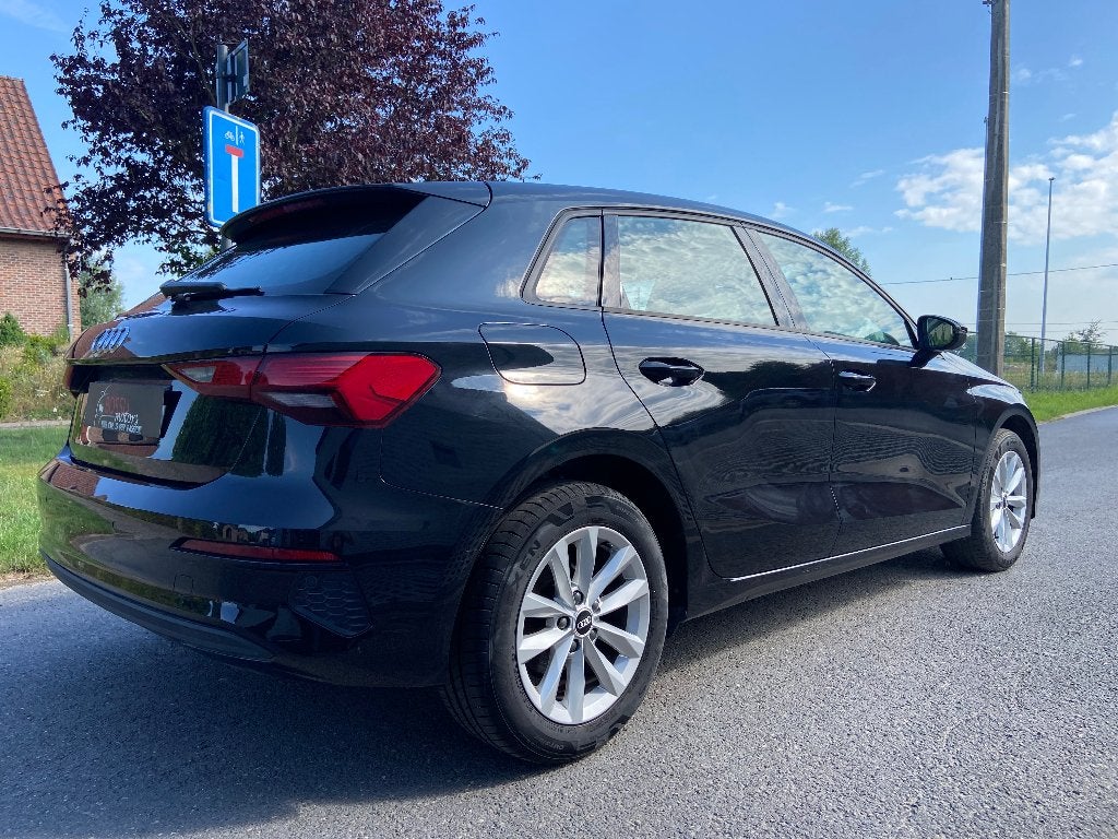 Audi A3 30TFSI SPORTBACK/LED/NAVI/VIRTUAL COCKPIT/PDC V+A, Auto's, Stof, Zwart, Handgeschakeld, 81 kW