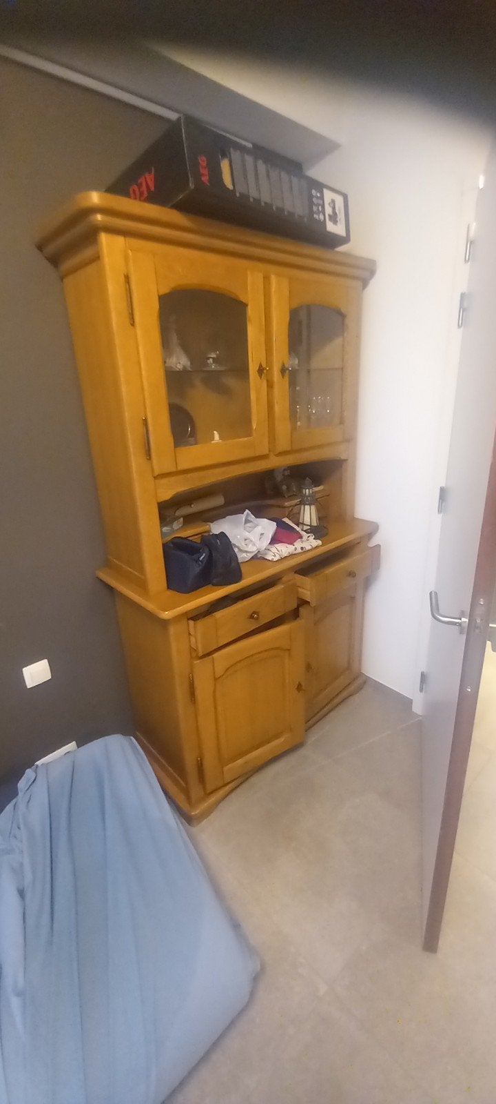 vitrine, Enlèvement ou Envoi