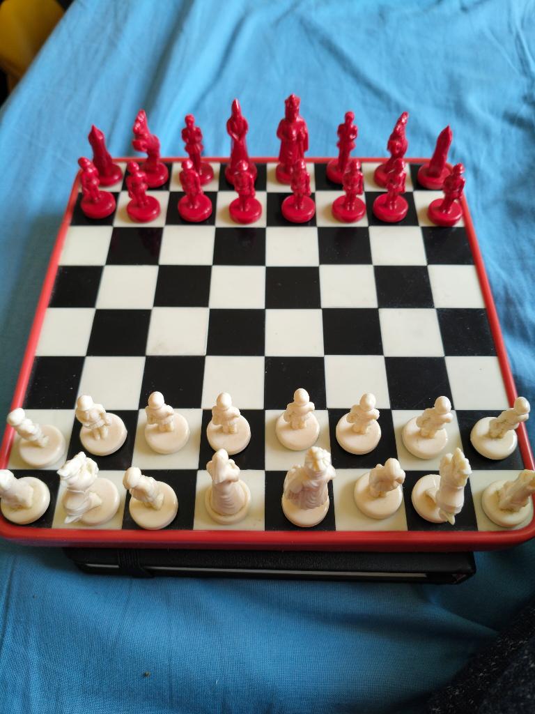 Homas schaakspel, Een of twee spelers, Ophalen of Verzenden, Zo goed als nieuw, Reisspel