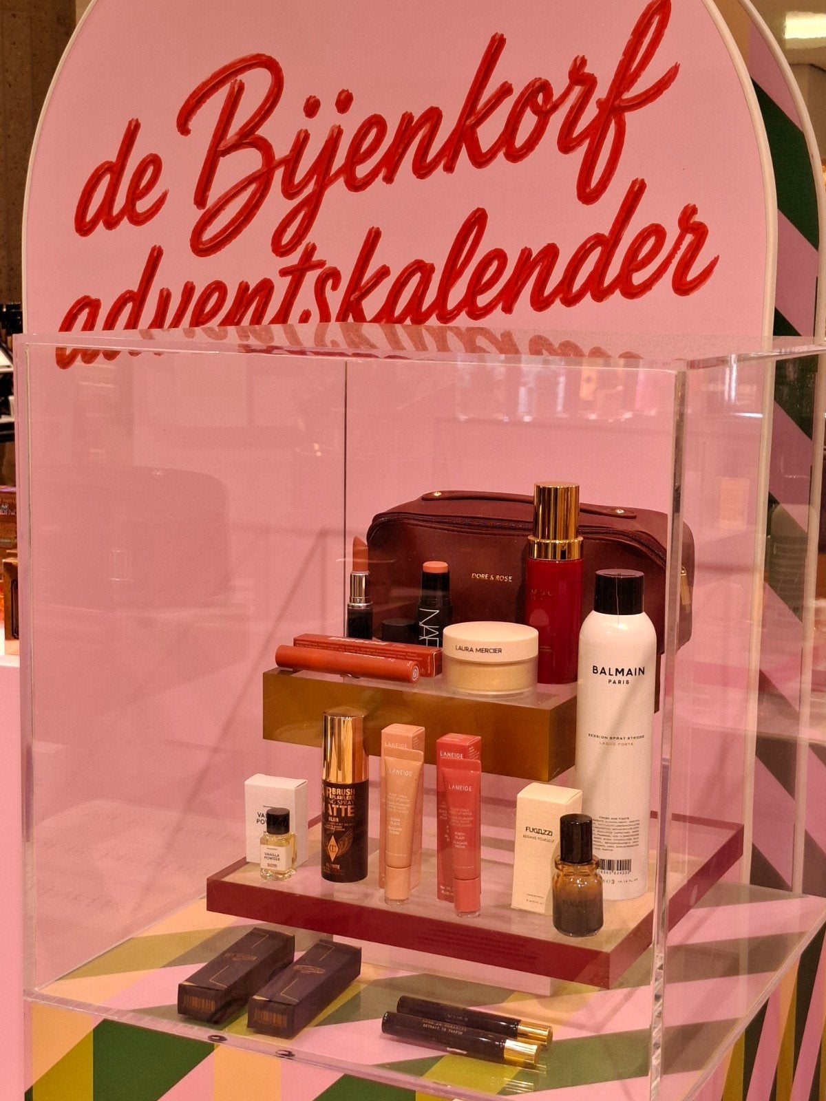 adventkalenders te verkrijgen 200/stuk inhoud 850euro!, Enlèvement ou Envoi