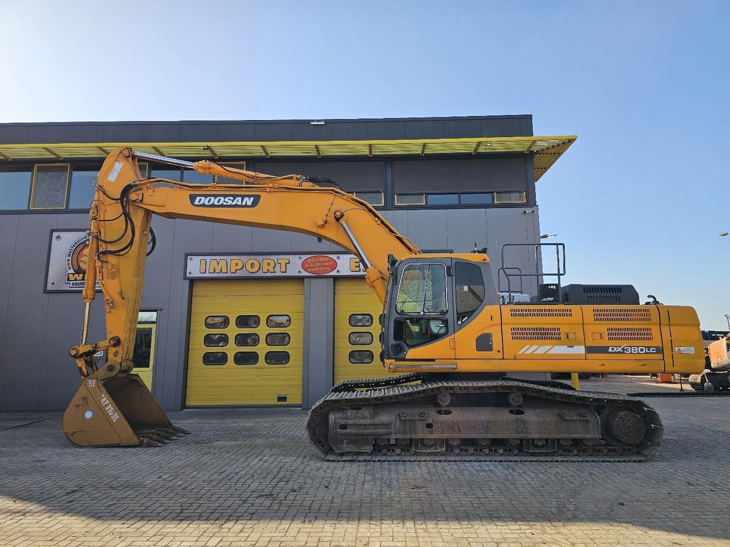 Doosan DX380LC-3 WE1620, Excavatrice