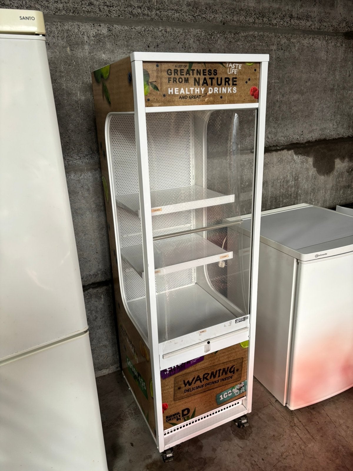 Koelkast met rolgordijn + led - Goede staat., Elektronische apparatuur, Koelkasten en IJskasten, Ophalen, Zo goed als nieuw