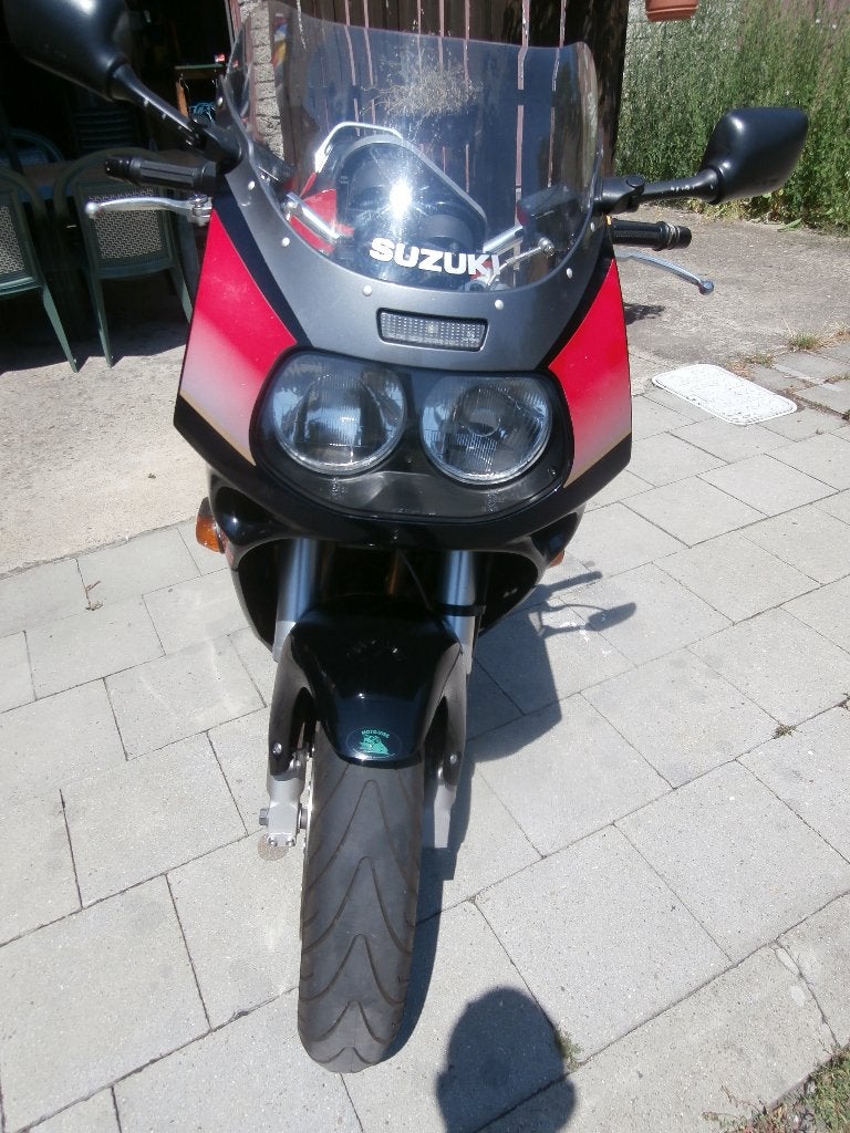 Ancêtre mythique de collection Suzuki gsxr 1100cc de 1991, Occasion, Échappement sport, Particulier, 1100 cm³