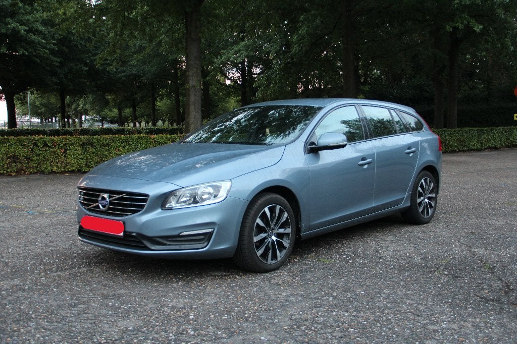 Volvo V60 D2, Auto's, Voorwielaandrijving, 4 deurs, Bluetooth, 1969 cc
