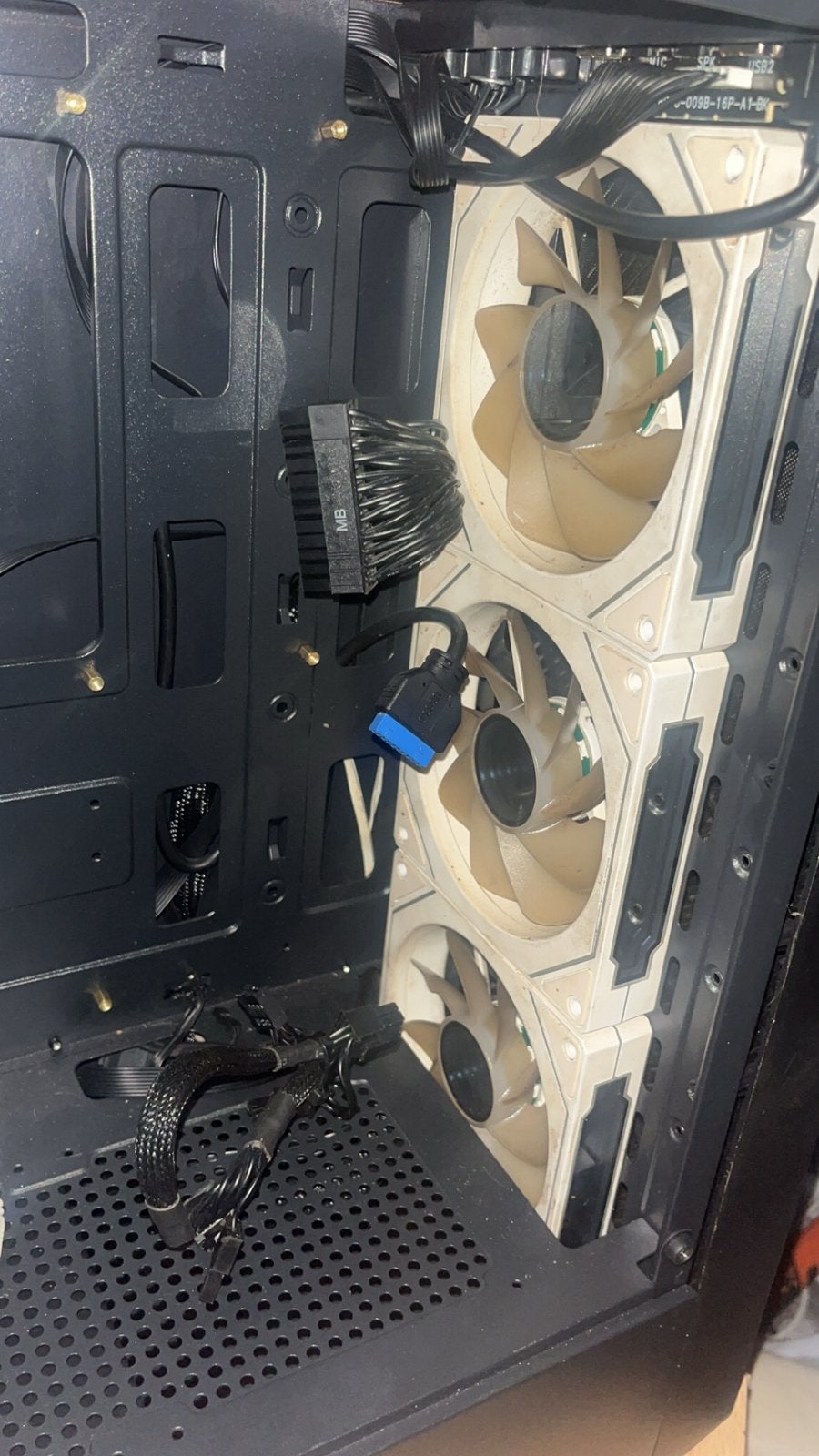 Case met argb pwm fans met powersuply, Computers en Software, Computerbehuizingen, Ophalen, Zo goed als nieuw