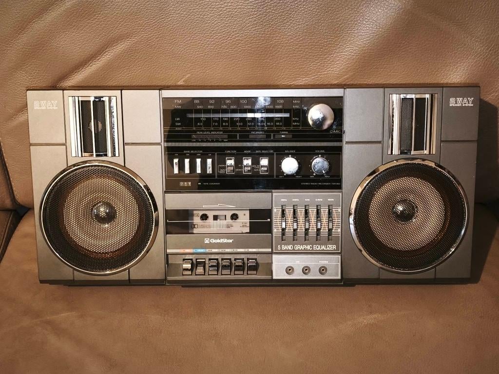 GoldStar TSR-850 radio cassette speler vintage boombox, Ophalen, Refurbished, Radio