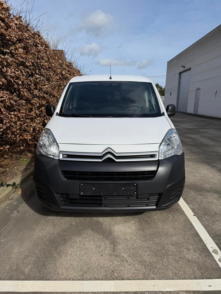 Citroen Berlingo 1.6hdi / 3zit / Incl btw / 98759km, Auto's, Bestelwagens en Lichte vracht, Euro 6, Citroën, Bedrijf, Dealer onderhouden