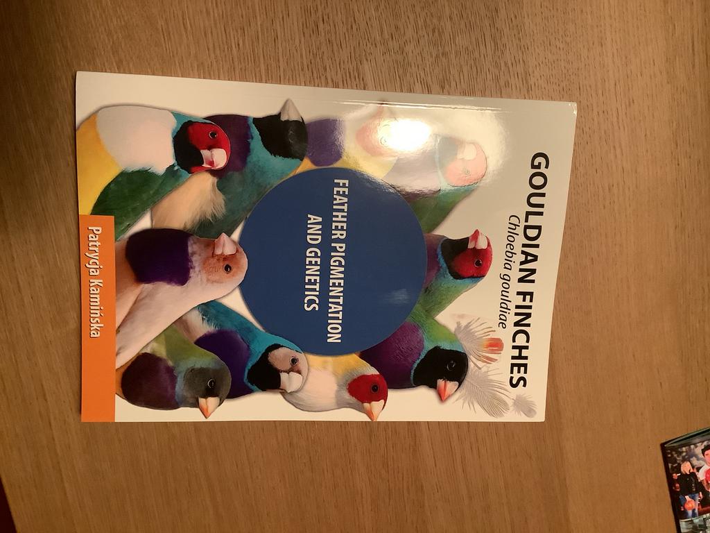Boek over gouldamadines vererving en kleurmutaties, Ophalen, Zo goed als nieuw