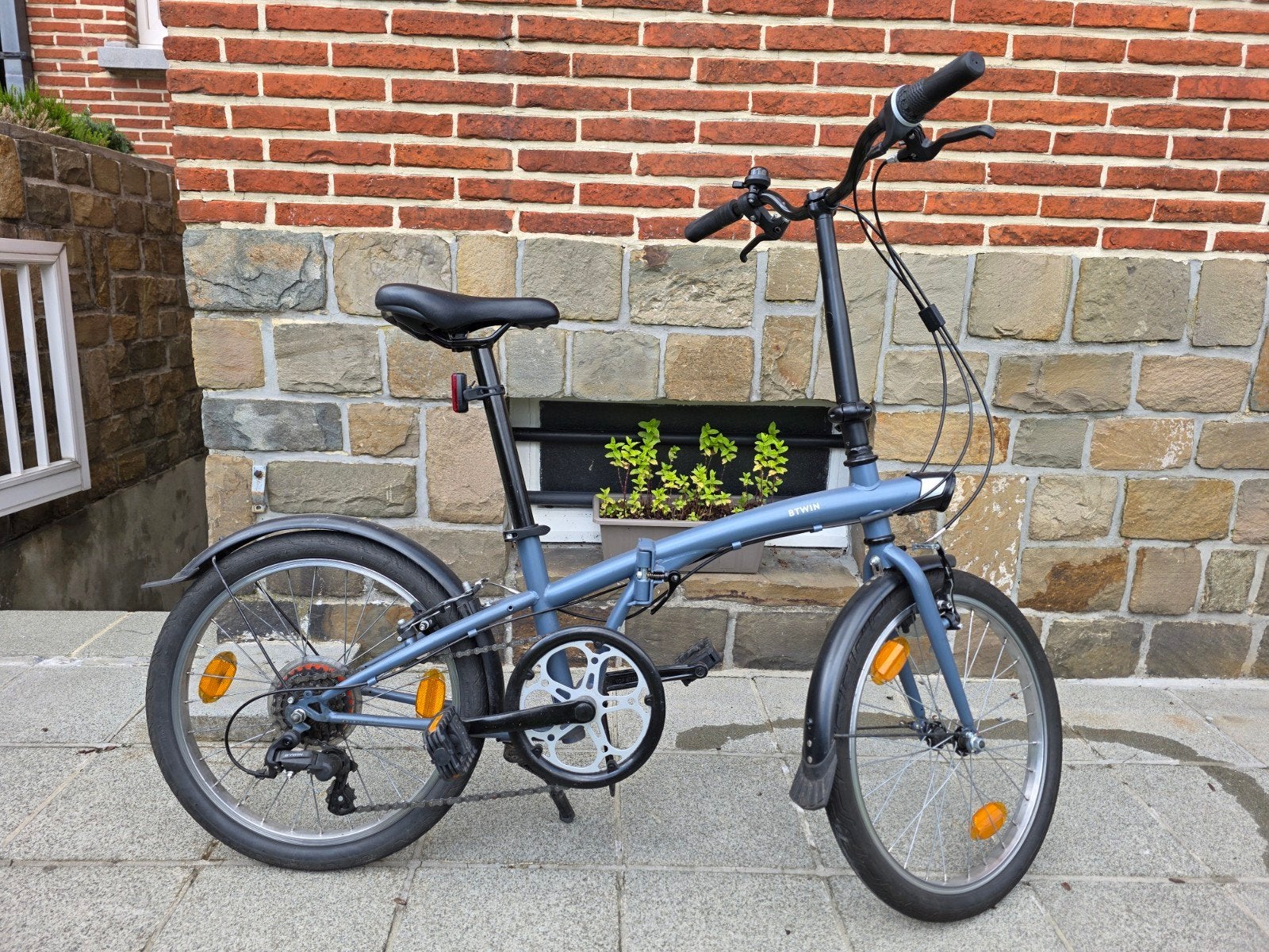 B TWIN
Vouwfiets Gold 120 grijs, Fietsen en Brommers, Gebruikt, Versnellingen, Totaal opvouwbaar, Ophalen