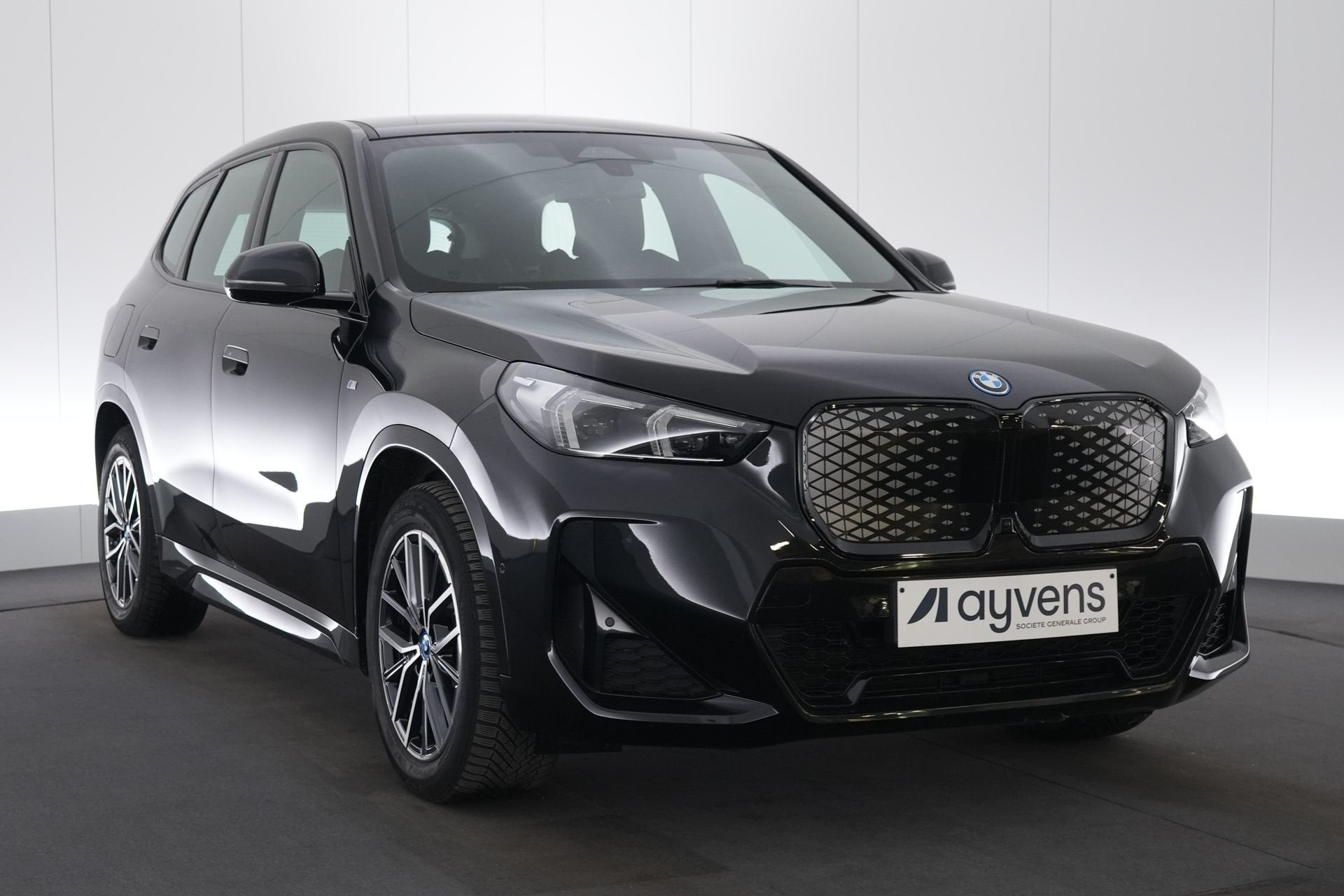 (2EVJ770) BMW IX1, Autos, Electronic Stability Program (ESP), Entreprise, Carnet d'entretien, Alcantara