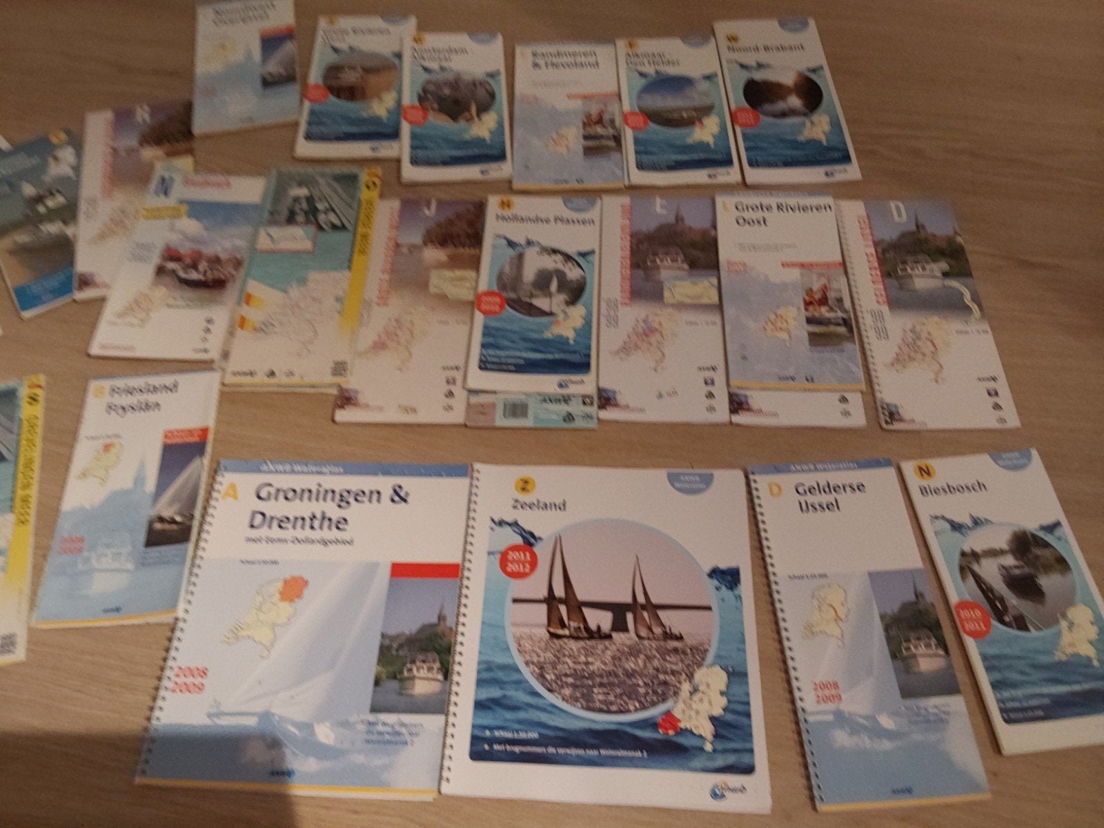2 0 stuks waterwegen kaarten van ANWB, Sports nautiques & Bateaux, Accessoires & Entretien, Enlèvement