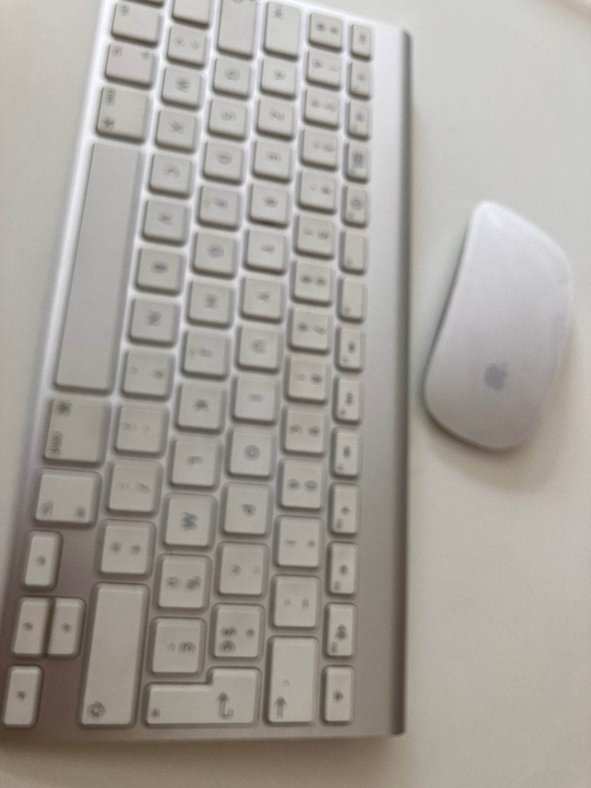 Apple Clavier & souris sans fil, Computers en Software, Toetsenborden, Ophalen of Verzenden, Gebruikt, Draadloos