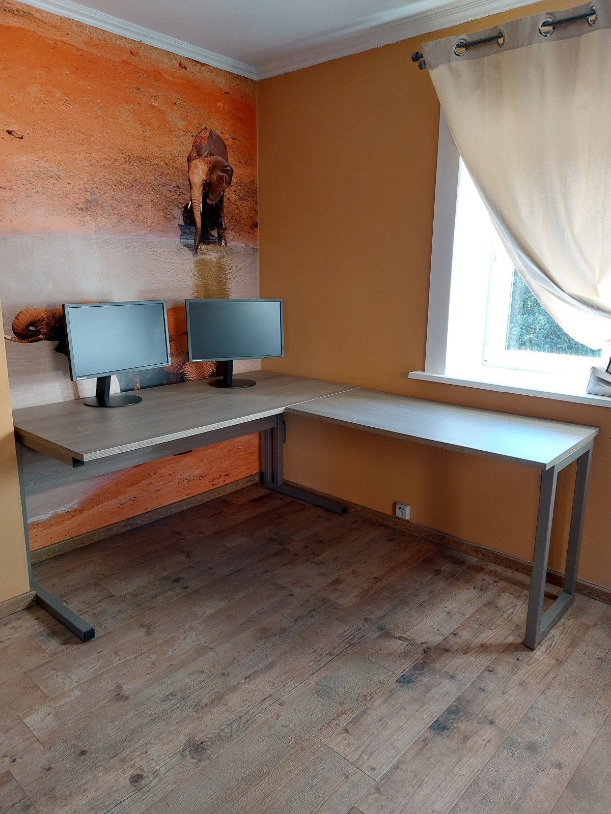 Hoekbureau in perfecte staat, Ophalen, Hoekbureau