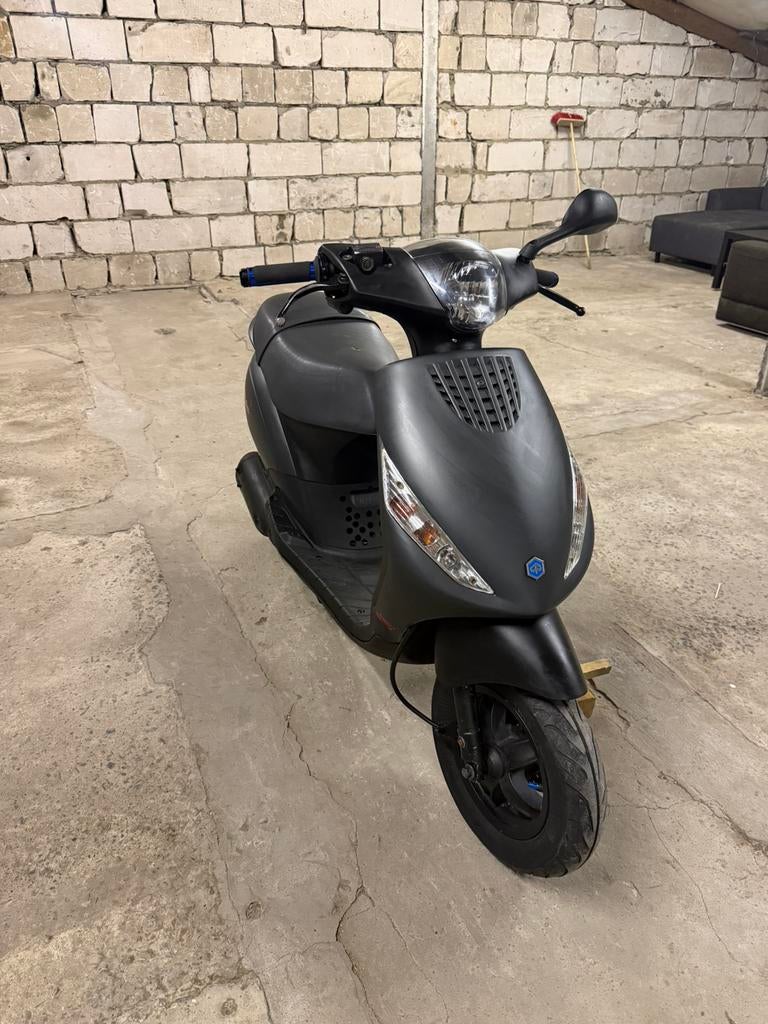 Piaggio zip 2t 172cc a klasse, Fietsen en Brommers, Scooters | Piaggio, Zo goed als nieuw, Ophalen of Verzenden