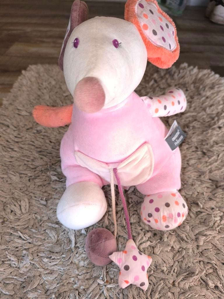 Leuke knuffel met muziek, Kinderen en Baby's, Speelgoed | Knuffels en Pluche, Ophalen of Verzenden
