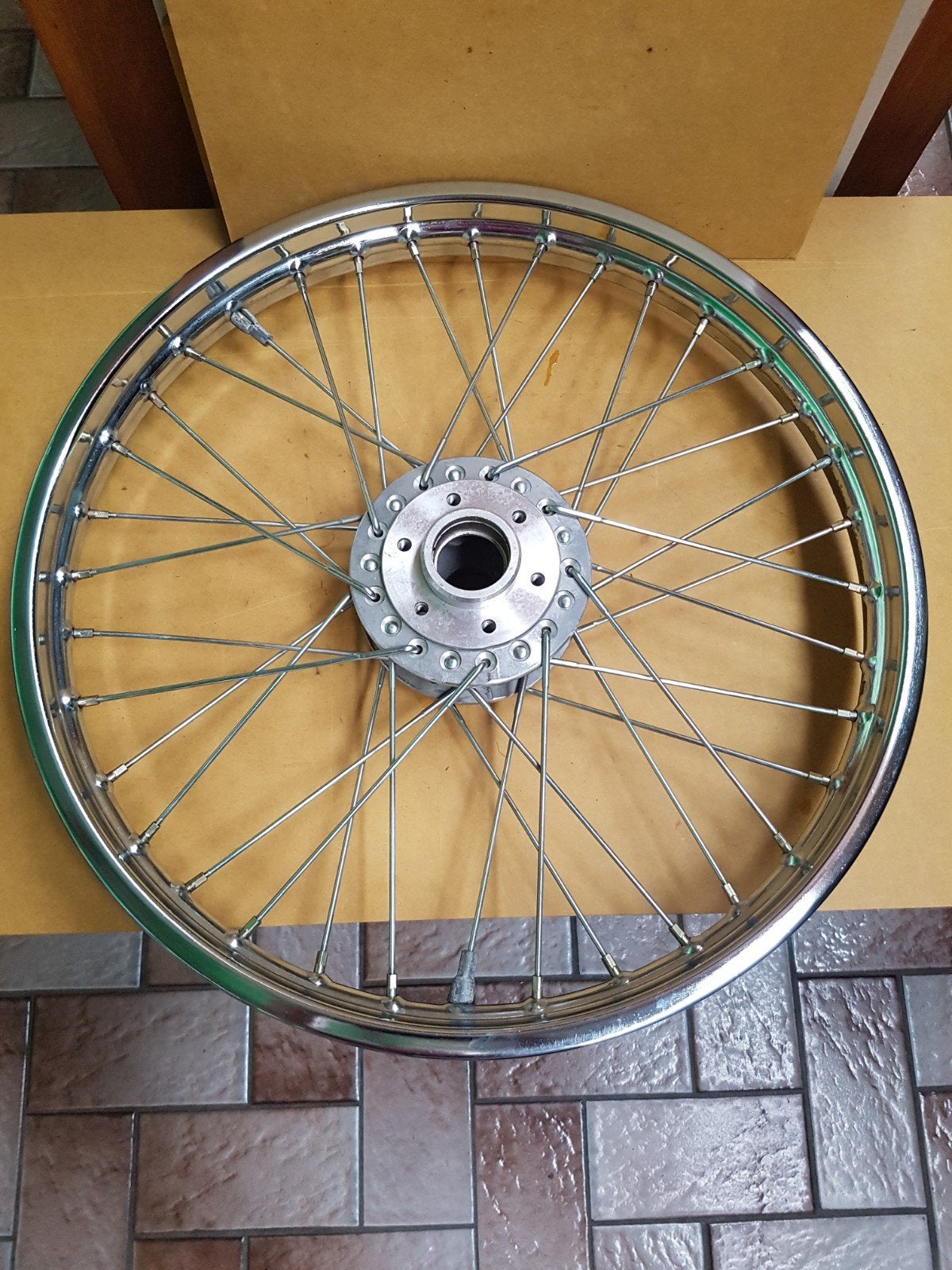 Suzuki GT380 Roue avant TAKASAGO, Motoren, Onderdelen | Oldtimers, Ophalen of Verzenden