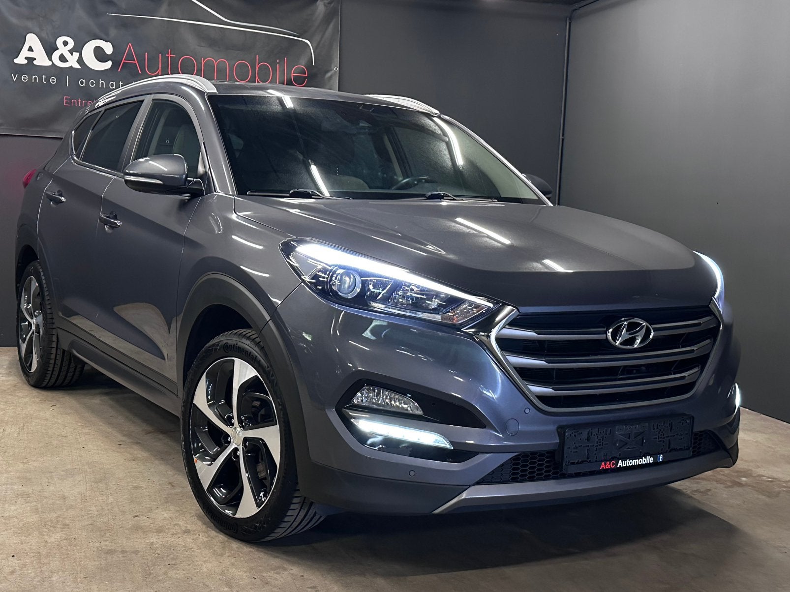 Hyundai Tucson 1.7diesel Euro6b, Autos, Hyundai, Argent ou Gris, Achat, Entreprise, Boîte manuelle