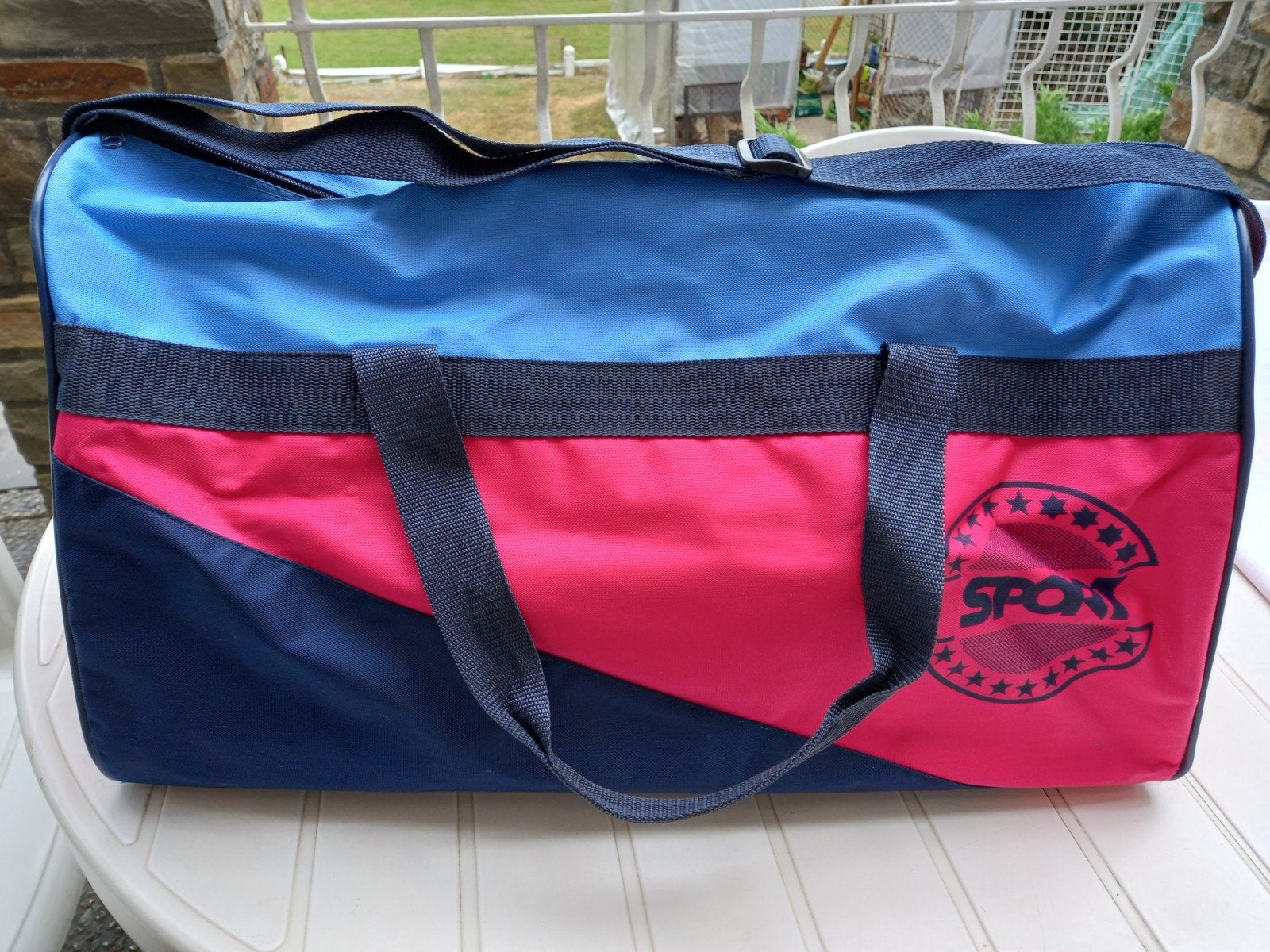sporttas. Nooit gebruikt., 40 tot 60 cm, Ophalen of Verzenden, Rood, Nieuw
