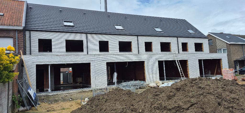 Nieuwbouwwoning op wandelafstand van de markt van Deinze, 200 tot 500 m², Deinze, Provincie Oost-Vlaanderen, 171 m²