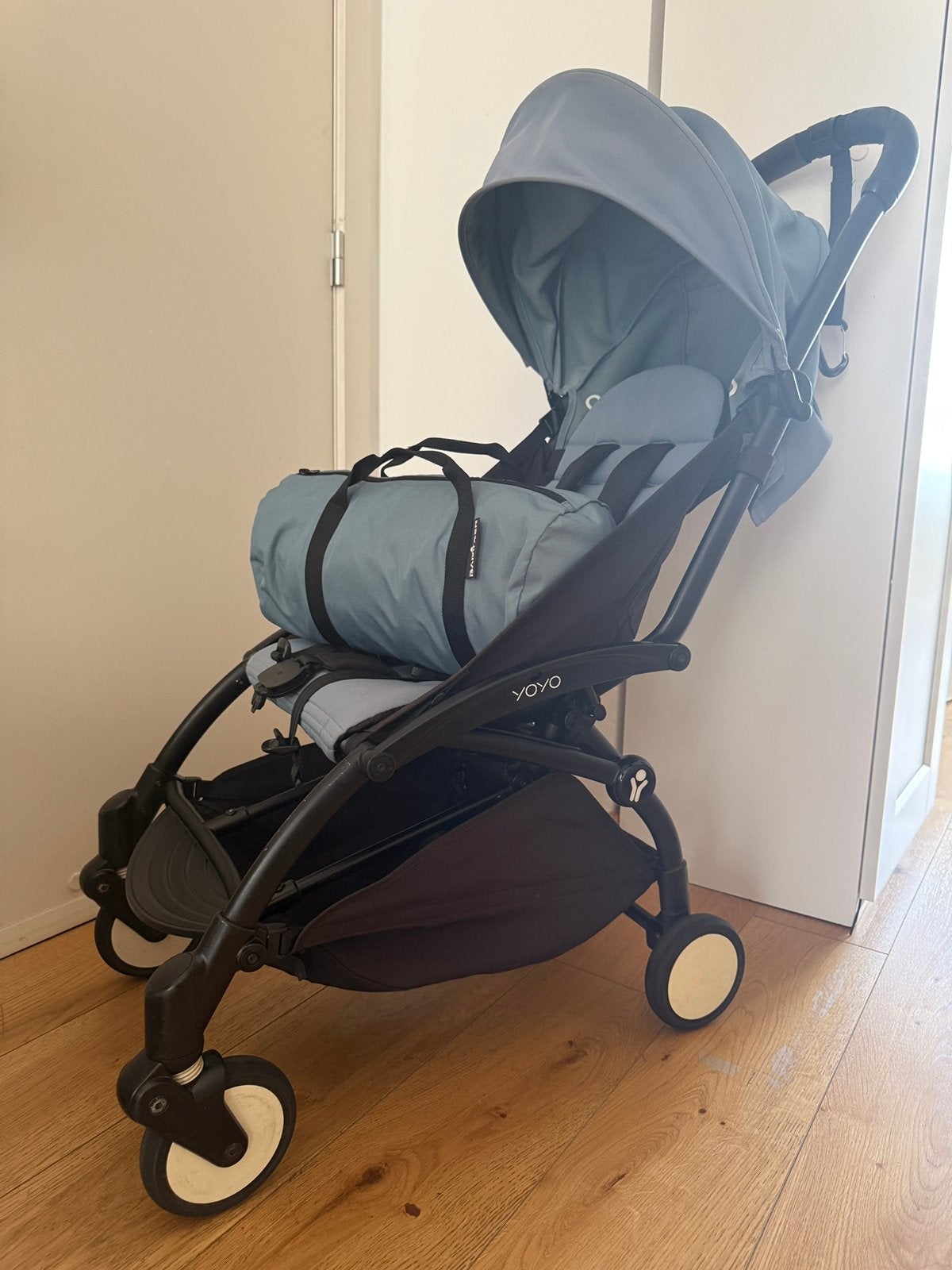 Babyzen Yoyo complète (chancelière, ombrelle, pack 0-6), Kinderen en Baby's, Buggy's, Zo goed als nieuw