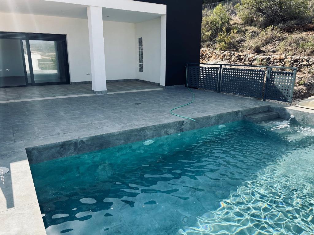 CC0543 - Nouvelle villa exclusive et luxueuse avec piscine, Maison d'habitation, Campagne, Canada de la Lena, 150 m²