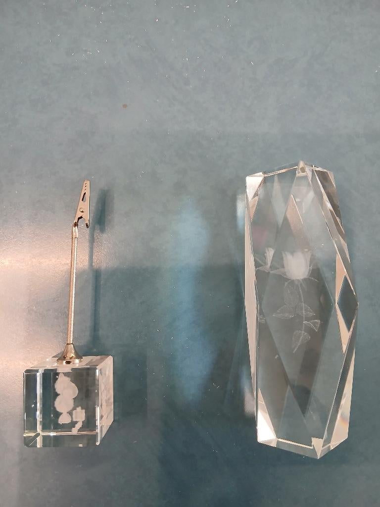 set met 2 glazen decoraties met figuur binnen in het glas, Huis en Inrichting, Overige Huis en Inrichting, Zo goed als nieuw, Ophalen of Verzenden