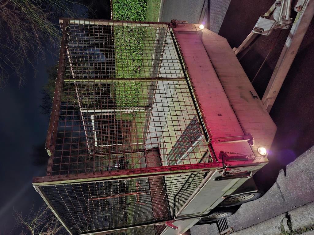 Aanhangwagen Packo, Ophalen, Gebruikt