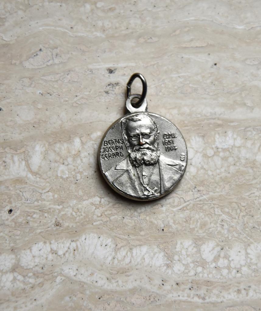 medaille Joseph Gerard zaligverklaard 1988, Verzenden