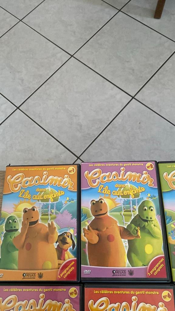 Lot de 13  DVD série Casimir, Enlèvement ou Envoi