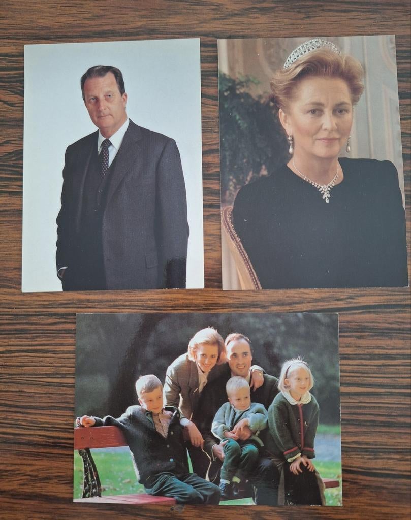 Postkaarten Belgisch Koningshuis Koning Albert Paola Astrid, Verzamelen, Ophalen of Verzenden, Zo goed als nieuw