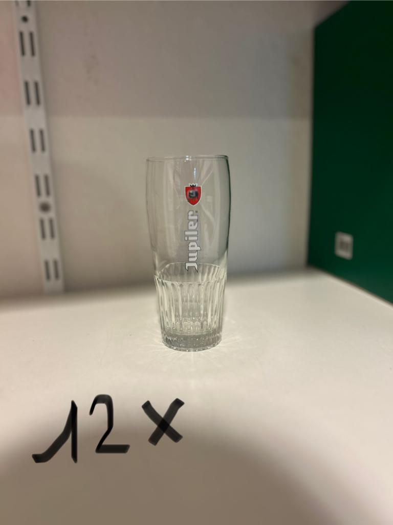 Jupiler glazen, Ophalen