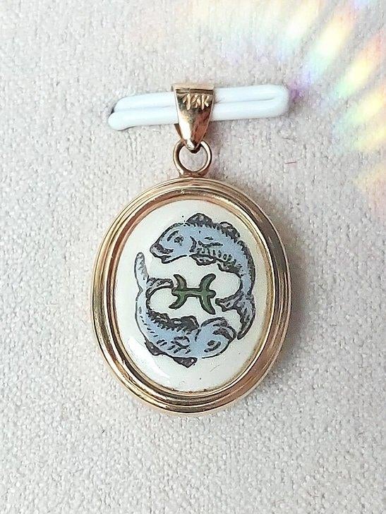 Vintage Hanger 14k Volgoud met Limoges - Zodiac: Vissen, Neuf, Enlèvement ou Envoi, Or, Or