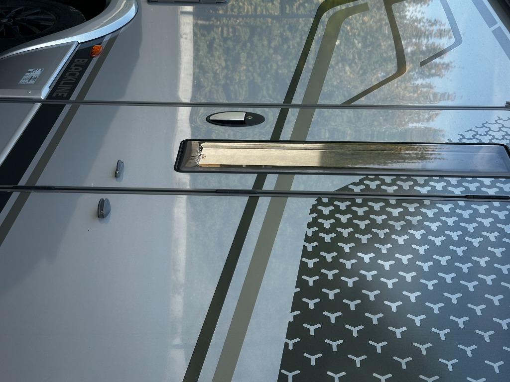 Hymer B MC T 550 BLACKLINE slechts 6m95, Caravans en Kamperen, Automaat, Bedrijf, Diesel, Boiler
