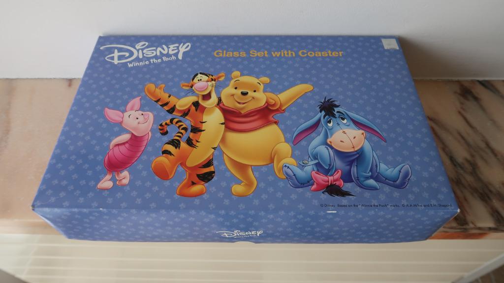 Disney Winnieh the Pooh glazen set met onderleggers, Enlèvement ou Envoi, Winnie l'Ourson ou amis, Comme neuf, Service
