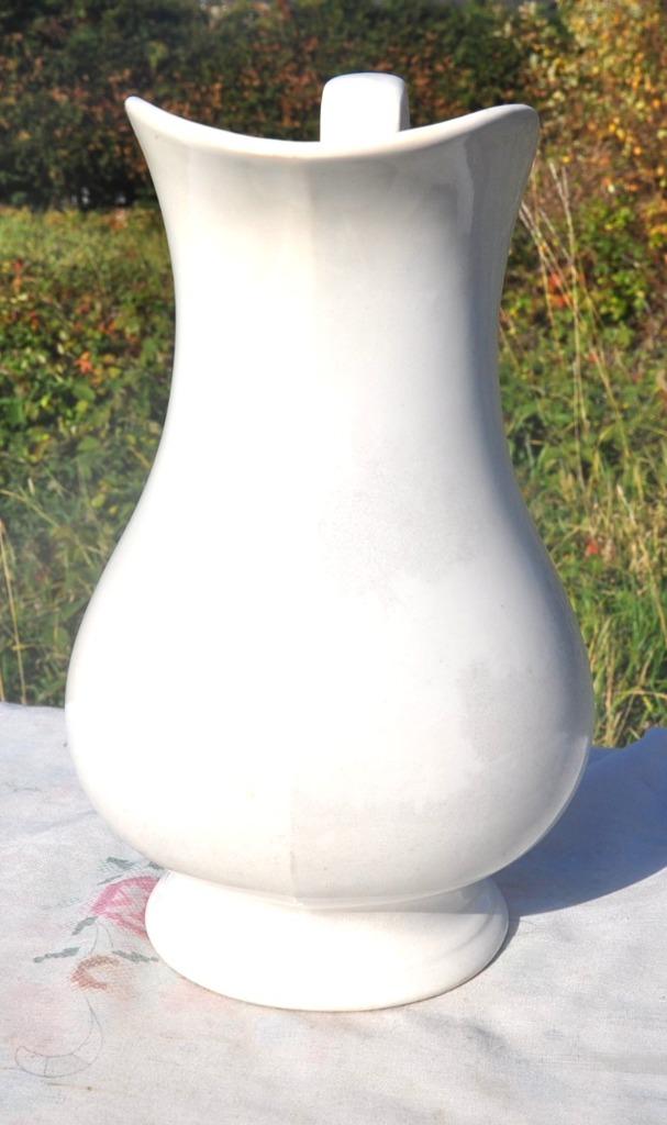 cruche broc en faience blanche 28cm, Antiquités & Art, Enlèvement ou Envoi