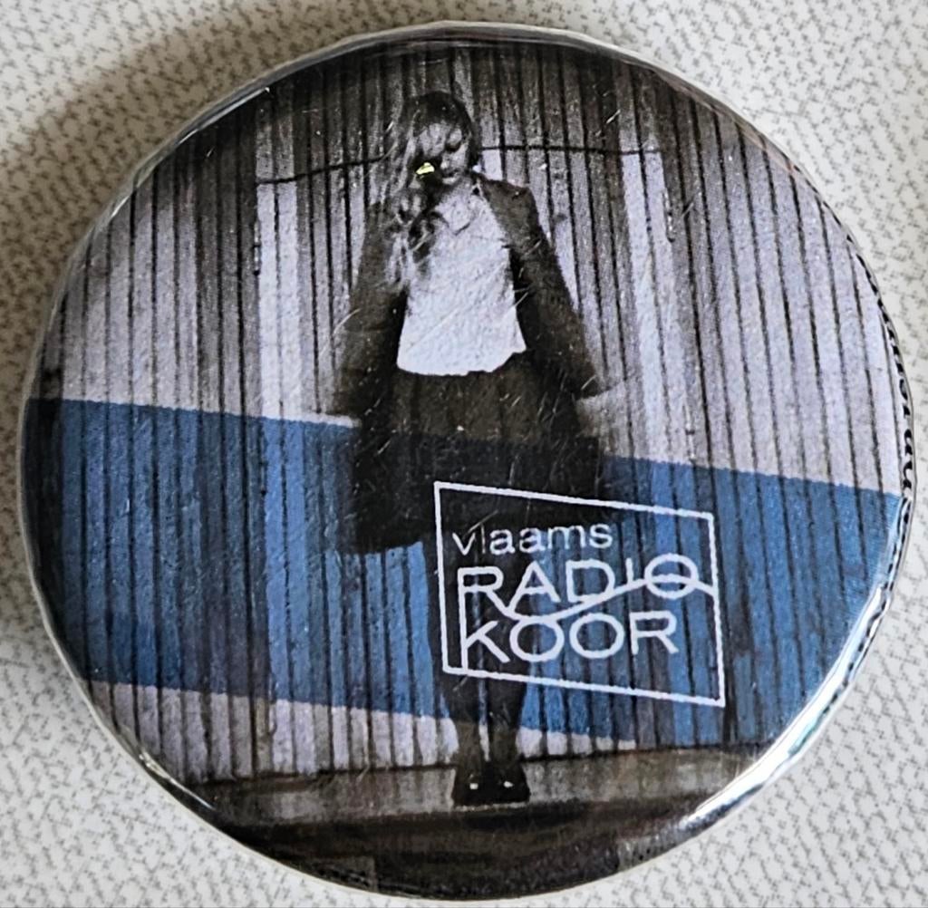 Vlaams Radiokoor button
Dit is een pin, badge of, Ophalen of Verzenden, Zo goed als nieuw, Button